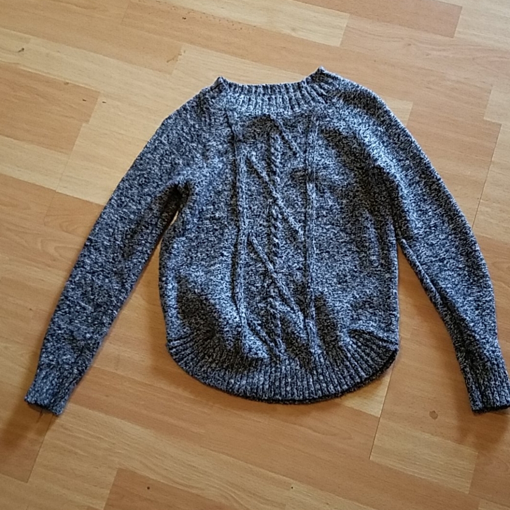 Juniors sweater